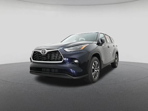 New 2026 Toyota Highlander XLE AWD/4WD image 32