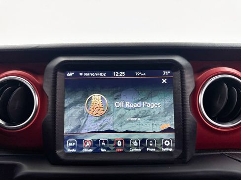 Used 2020 Jeep Wrangler Unlimited Rubicon AWD/4WD image 19