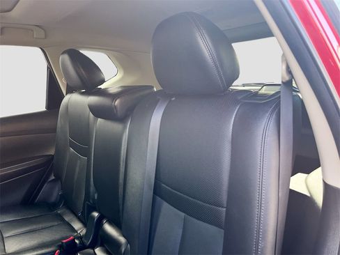 Used 2017 Nissan Rogue SL w/ SL Premium Package image 26