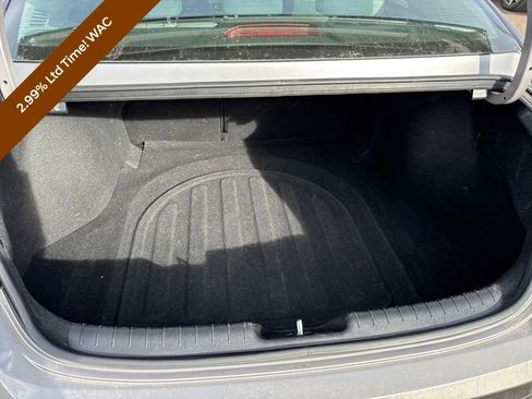 Certified 2024 Hyundai Elantra Limited image 23