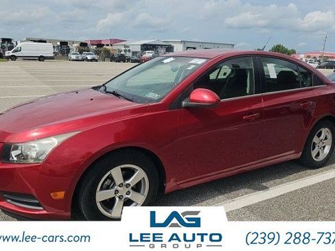 Used 2012 Chevrolet Cruze LT FWD image 2