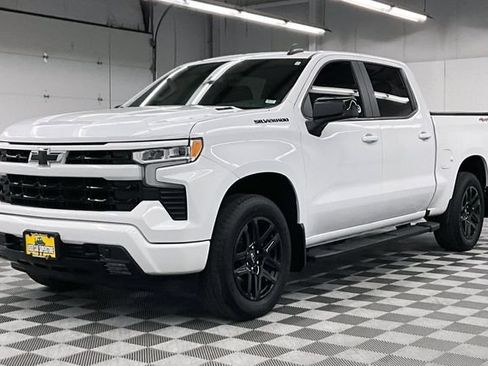 Used 2024 Chevrolet Silverado 1500 RST w/ True North Edition Plus AWD/4WD image 13