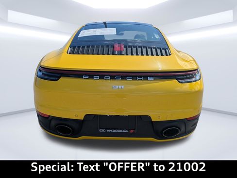 Used 2020 Porsche 911 Carrera S RWD image 3