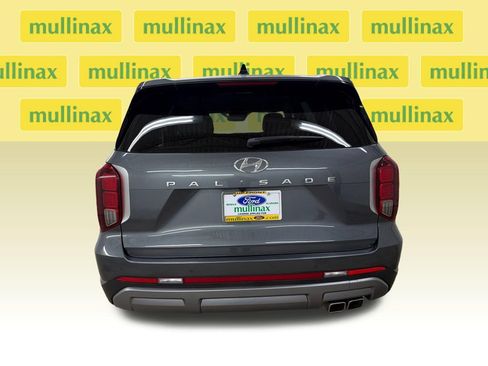 Used 2025 Hyundai Palisade SEL FWD image 7