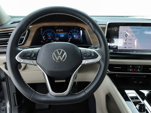 New 2026 Volkswagen Atlas SE image 20