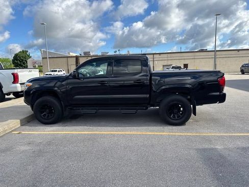 Used 2023 Toyota Tacoma SR AWD/4WD image 8
