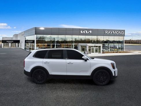 Used 2022 Kia Telluride EX w/ EX Premium Package AWD/4WD image 2