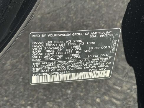 New 2026 Volkswagen Atlas SE image 16