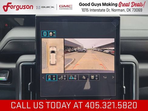 New 2026 GMC Yukon Denali w/ Denali Reserve Package AWD/4WD image 32