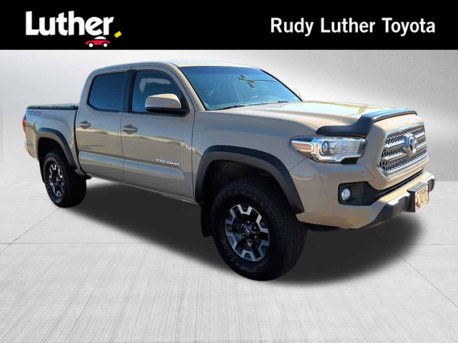 Used 2017 Toyota Tacoma TRD Off-Road w/ Tow Package (A/T) AWD/4WD image 1