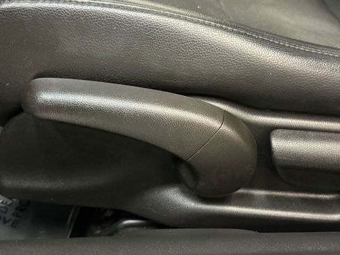 Used 2013 Acura ILX FWD image 25