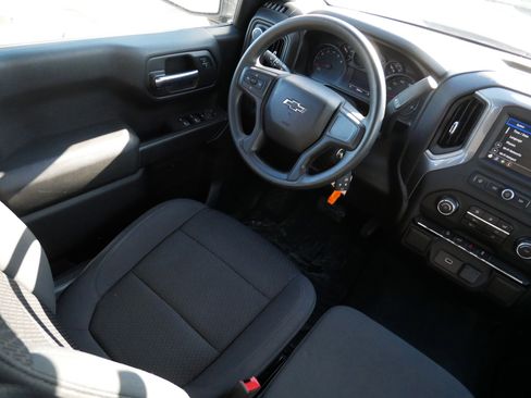 Used 2020 Chevrolet Silverado 1500 Custom Trail Boss w/ Custom Convenience Package image 9