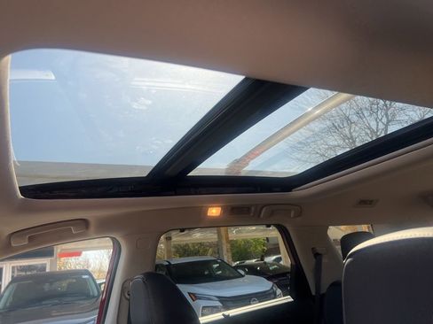 Certified 2024 Nissan Pathfinder Platinum w/ Cargo Package AWD/4WD image 8