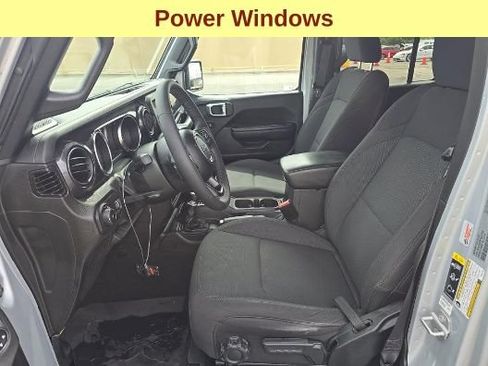 Used 2023 Jeep Wrangler Unlimited Sport AWD/4WD image 10