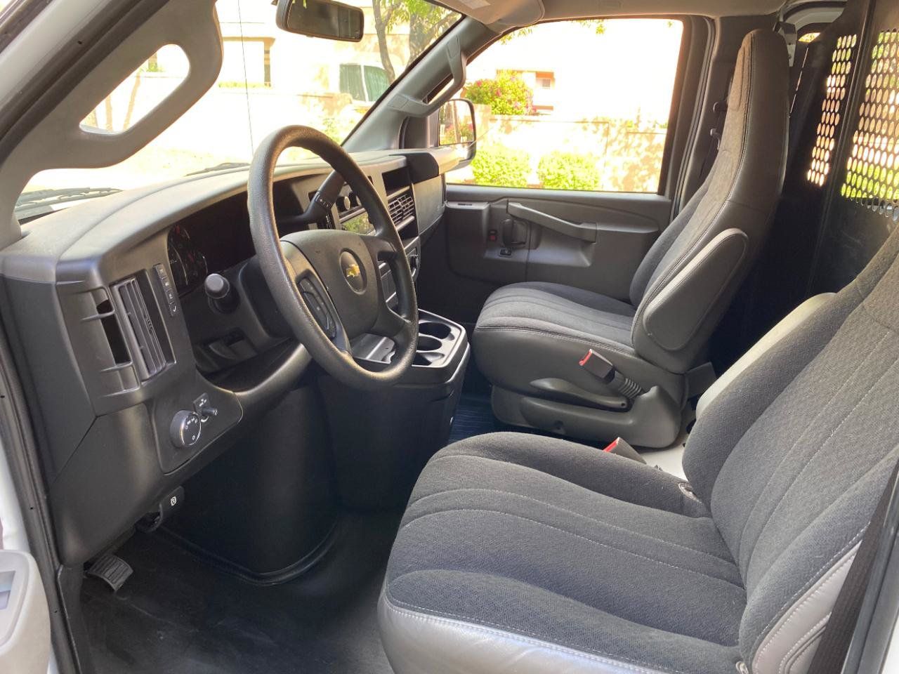 Used 2024 Chevrolet Express 2500 w/ Driver Convenience Package RWD image 31