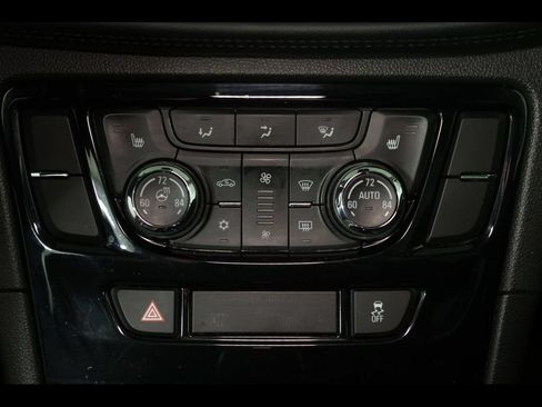 Used 2018 Buick Encore Essence FWD image 23