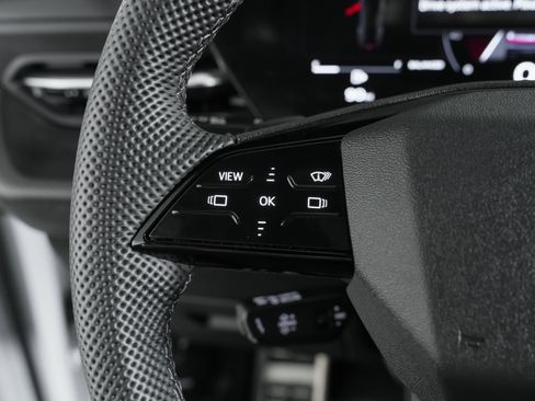 Used 2025 Audi SQ5 Premium Plus image 35