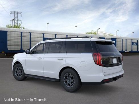 New 2026 Ford Expedition Active image 4