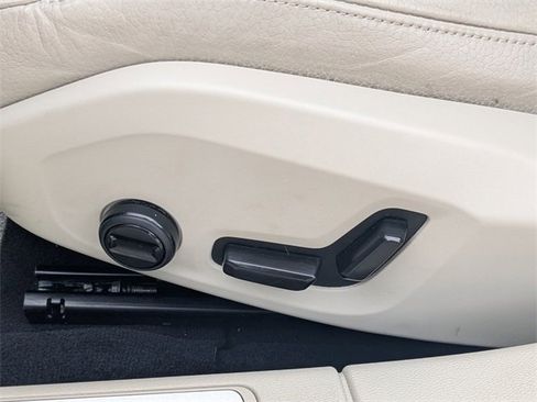 Used 2024 Volvo S60 B5 Plus image 20