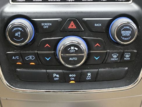 Used 2014 Jeep Grand Cherokee Limited AWD/4WD image 19
