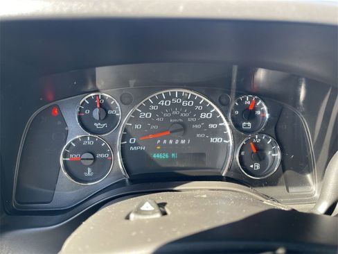 Used 2019 GMC Savana 2500 w/ Driver Convenience Package image 9