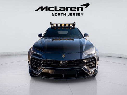 Used 2022 Lamborghini Urus AWD/4WD image 4