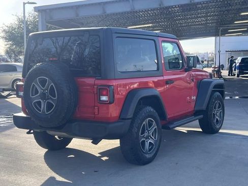 Used 2019 Jeep Wrangler Sport image 8
