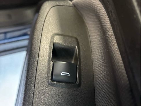 Used 2022 Chevrolet Equinox RS AWD/4WD image 41