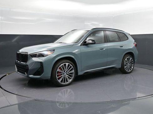 New 2026 BMW X1 xDrive28i w/ Technology Package image 3