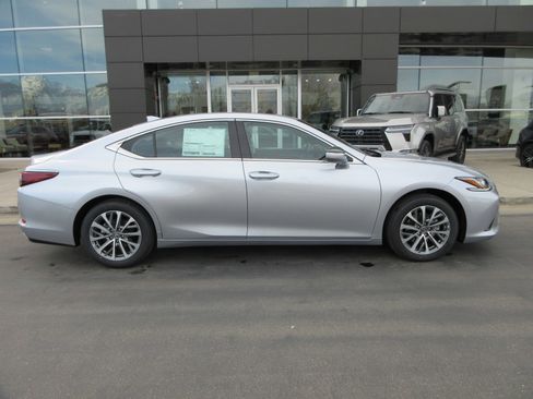 New 2025 Lexus ES 350 350 image 11