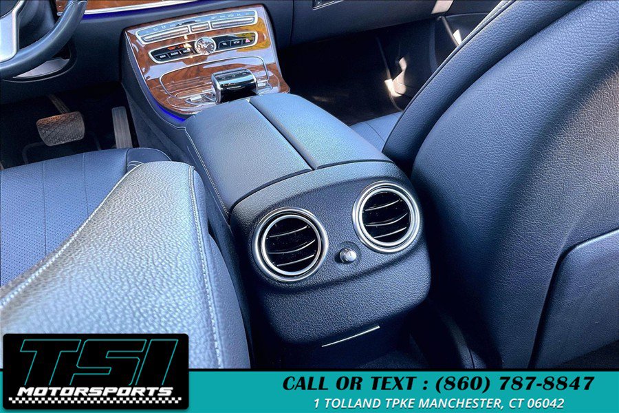 Used 2019 Mercedes-Benz E 300 4MATIC image 33
