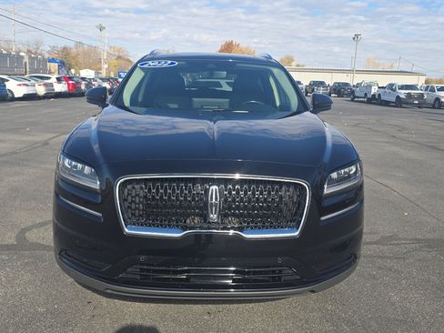 Used 2022 Lincoln Nautilus Reserve w/ Equipment Group 201A image 3