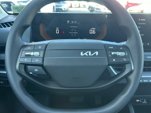 Used 2025 Kia K4 FWD image 22