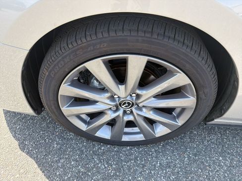 Used 2025 MAZDA MAZDA3 s FWD image 10