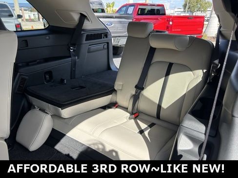 Used 2024 MAZDA CX-90 3.3 Turbo w/ Preferred Package image 16