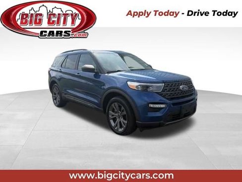 Used 2021 Ford Explorer XLT w/ Equipment Group 202A AWD/4WD image 1