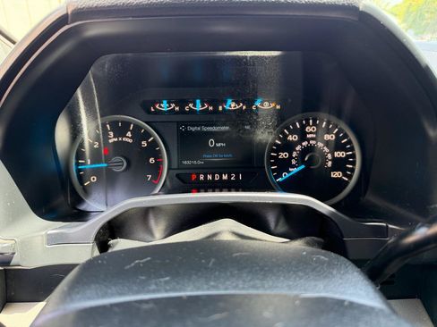 Used 2015 Ford F150 XLT w/ Equipment Group 301A Mid AWD/4WD image 19