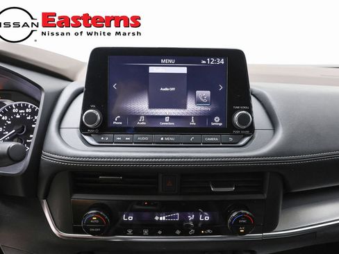 Used 2023 Nissan Rogue SV AWD/4WD image 12