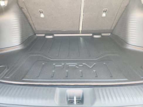 Certified 2023 Honda HR-V LX image 31