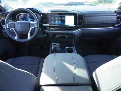 Used 2025 Chevrolet Silverado 1500 LT Trail Boss image 12