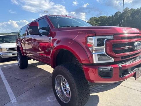 Used 2021 Ford F250 Lariat w/ Lariat Ultimate Package AWD/4WD image 9