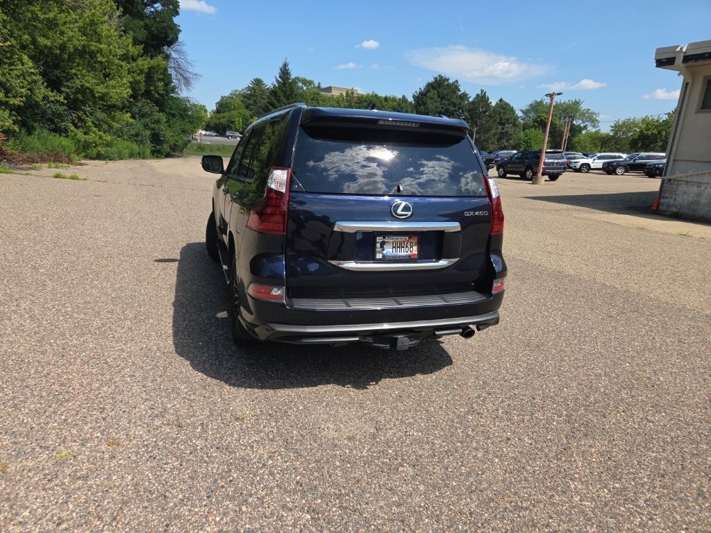 Used 2021 Lexus GX 460 Premium w/ Accessory Package AWD/4WD image 12