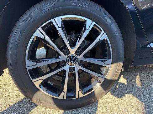 Used 2026 Volkswagen Jetta Sport FWD image 30