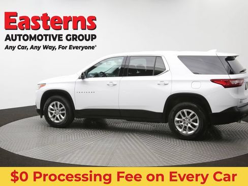 Used 2021 Chevrolet Traverse LS AWD/4WD image 61
