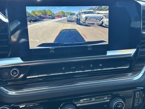 Certified 2024 Chevrolet Silverado 2500 LT image 31