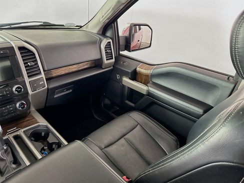 Used 2018 Ford F150 Lariat w/ Equipment Group 502A Luxury image 20