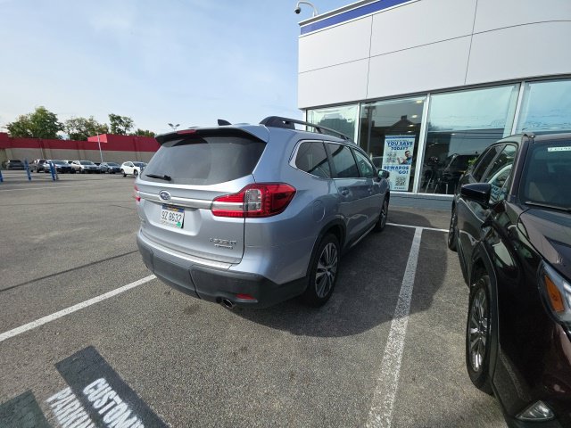 Used 2022 Subaru Ascent Limited w/ Technology Package AWD/4WD image 4