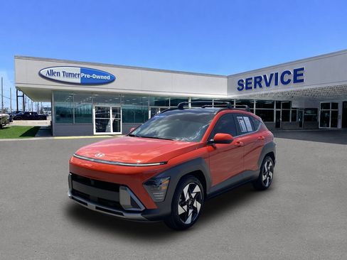 Certified 2024 Hyundai Kona Limited FWD image 4