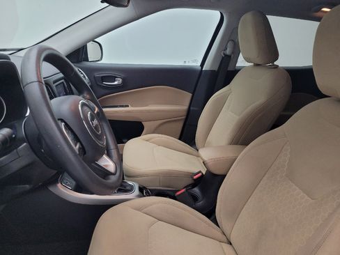 Used 2018 Jeep Compass Sport FWD image 17