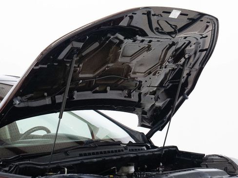 Used 2019 Ford Edge Titanium w/ Equipment Group 301A image 92